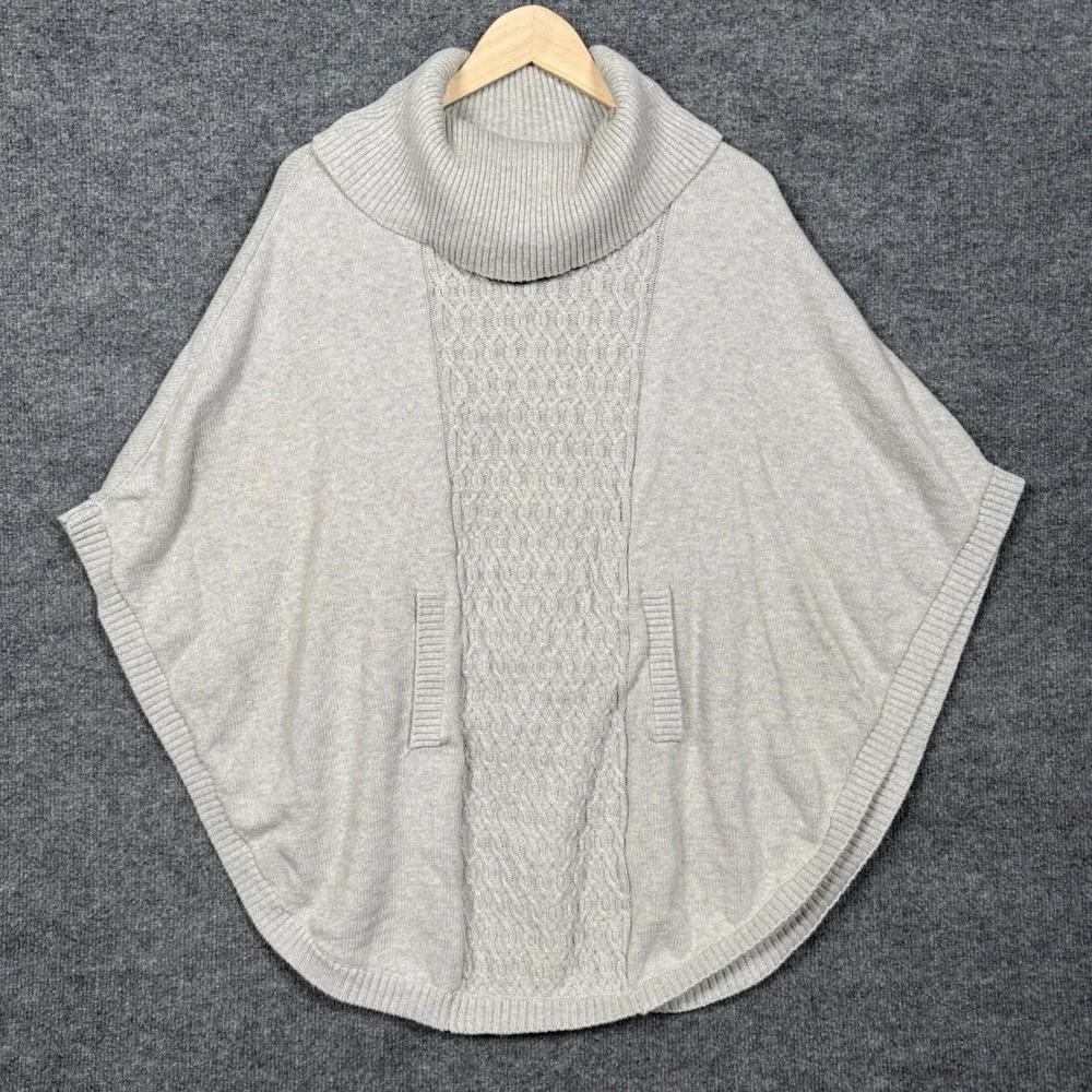 Cabi Size Medium Poncho Sweater Gray Cable Knit Cotton Blend Cowl Neck Lagenlook